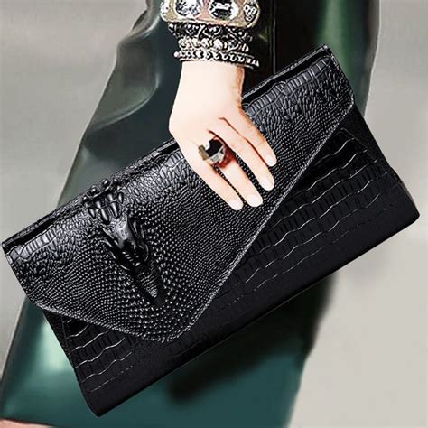 Women's handbags online: designer clutches, 